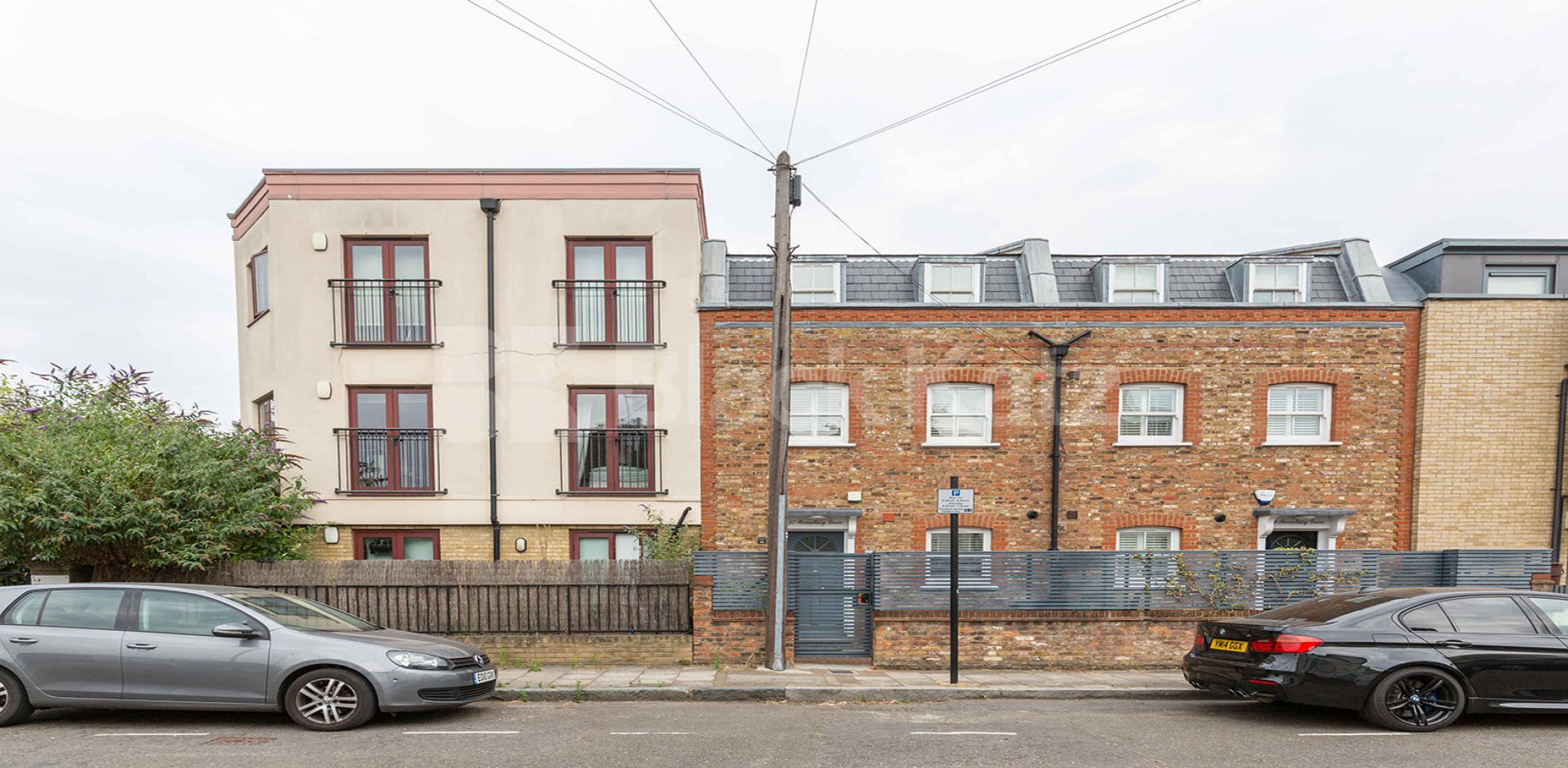 			New Instruction , 2 Bedroom, 1 bath, 1 reception Flat			 Aran Mews, Barnsbury Grove, ISLINGTON-BARNSBURY